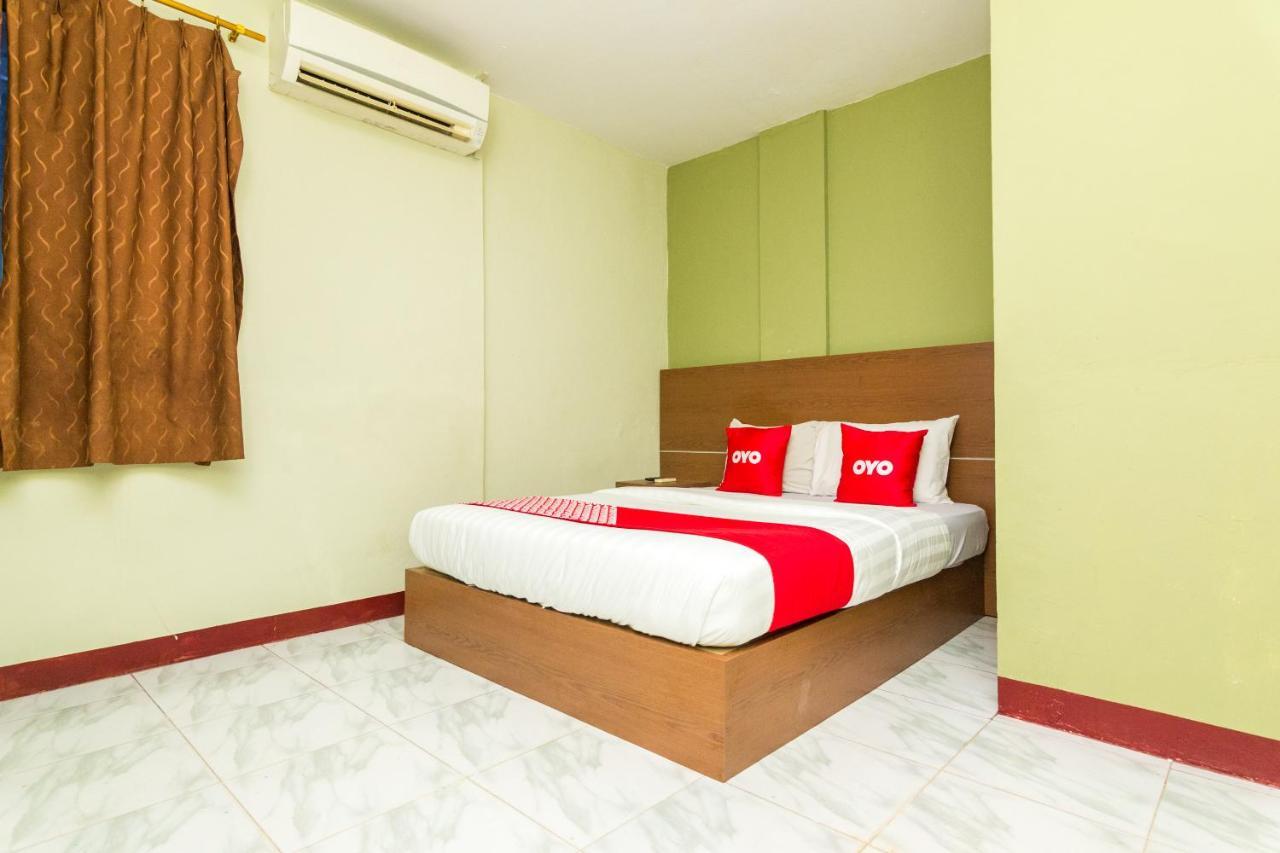 Vaccinated Staff - Oyo 1703 Terang Bintang Hotel Batam Экстерьер фото